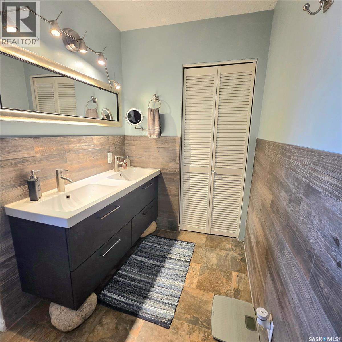868 Conroy PLACE - 34