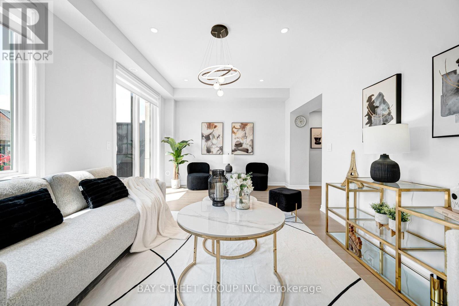9712 KENNEDY ROAD - 7