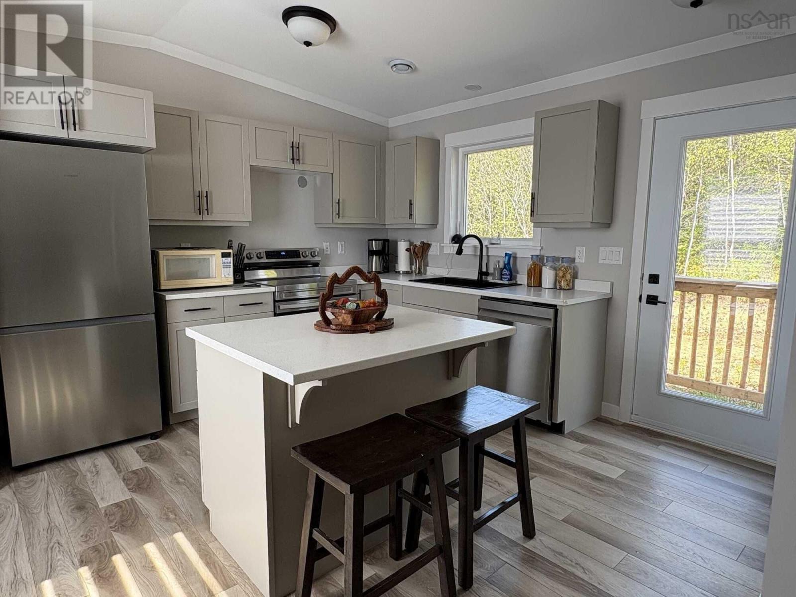 10 Bryson Lane - Image 3
