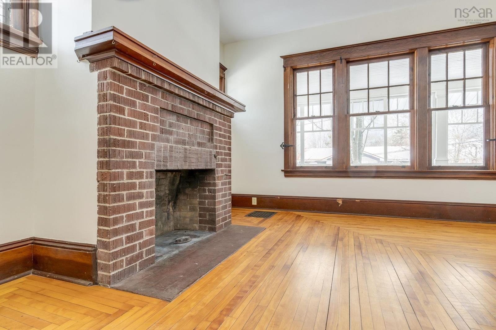17 Pleasant Hill - 23