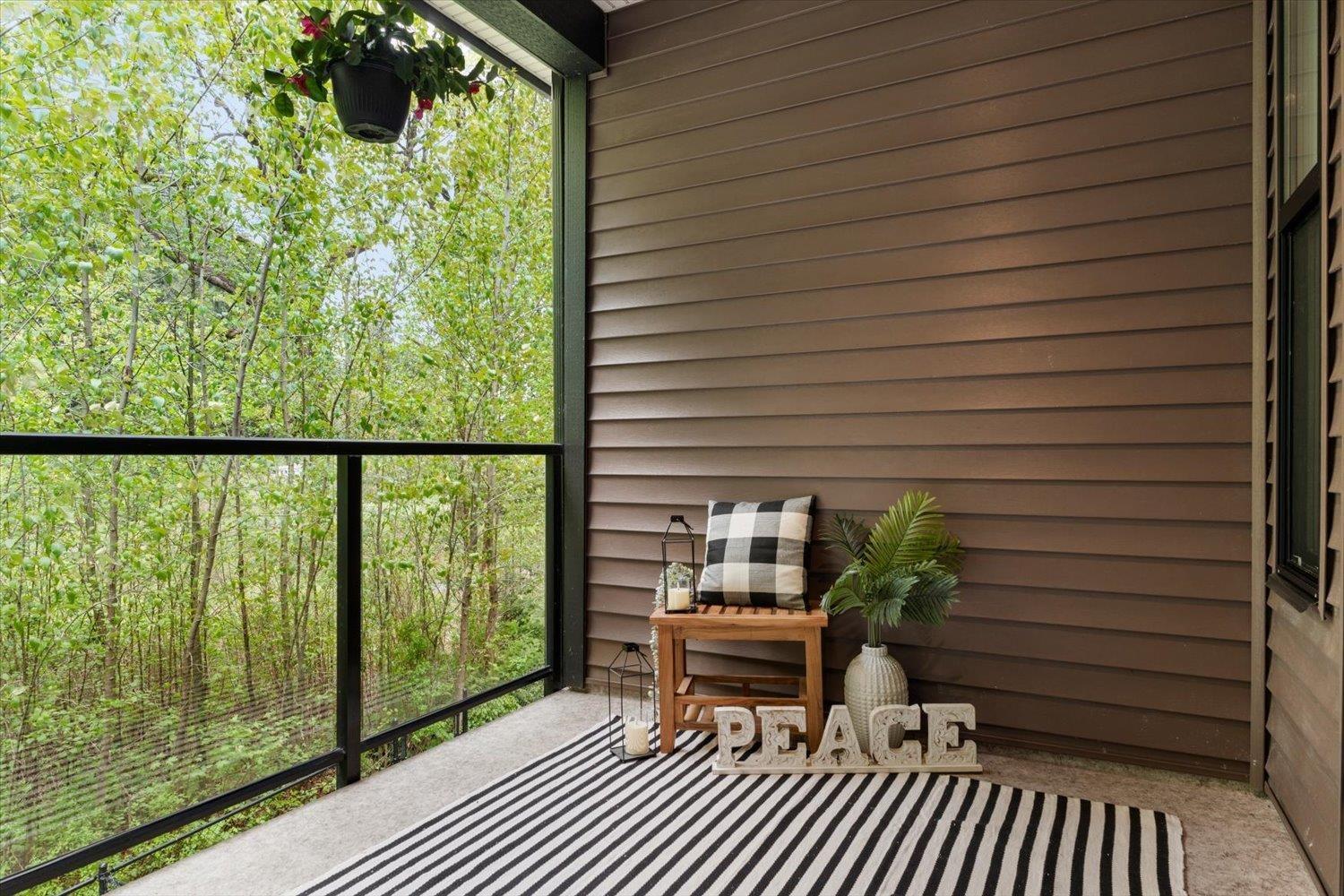 2 520 HOT SPRINGS ROAD, Harrison Hot Springs, Harrison Hot Springs
