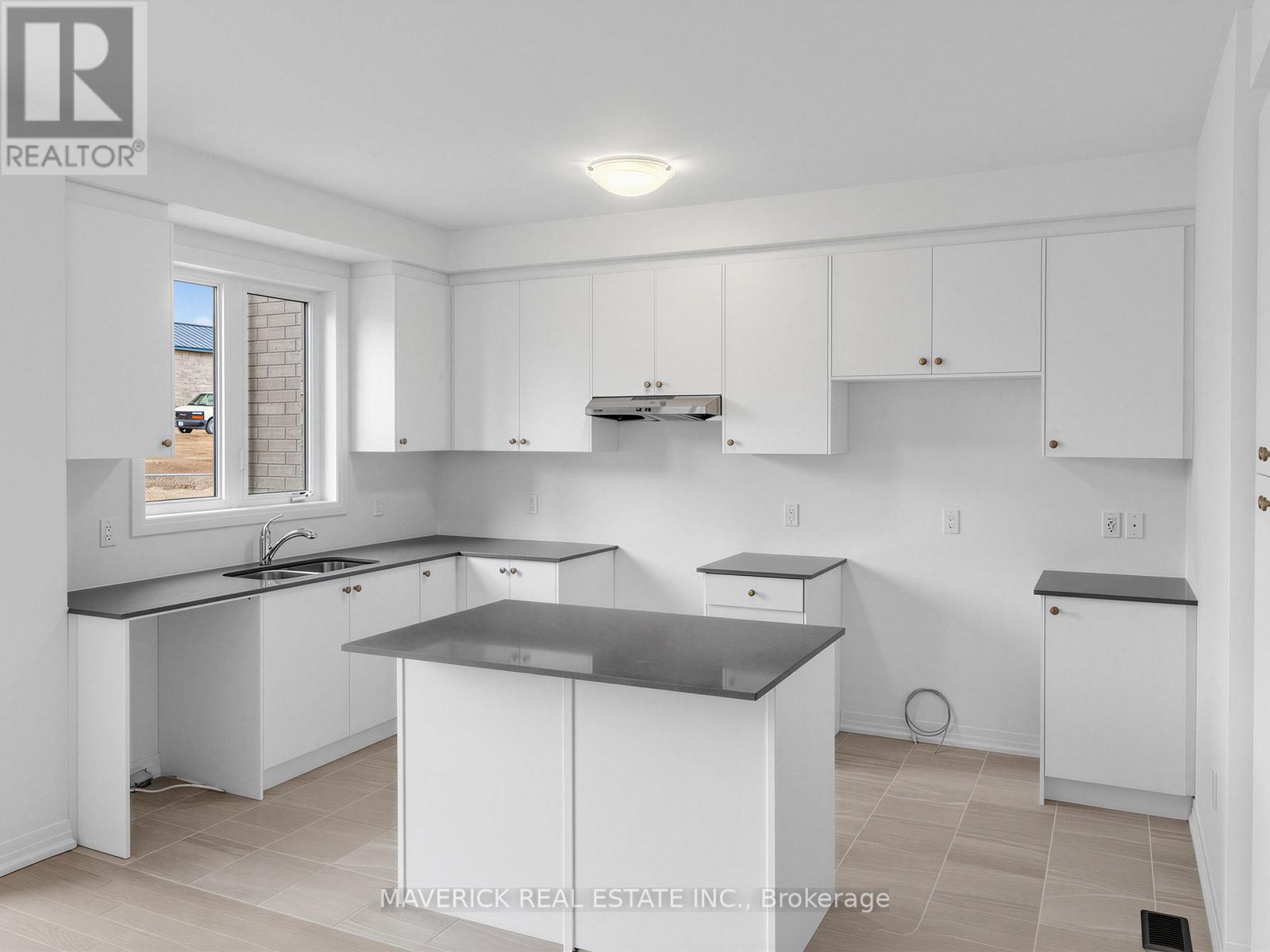 472 JACK WILFORD WAY - 14