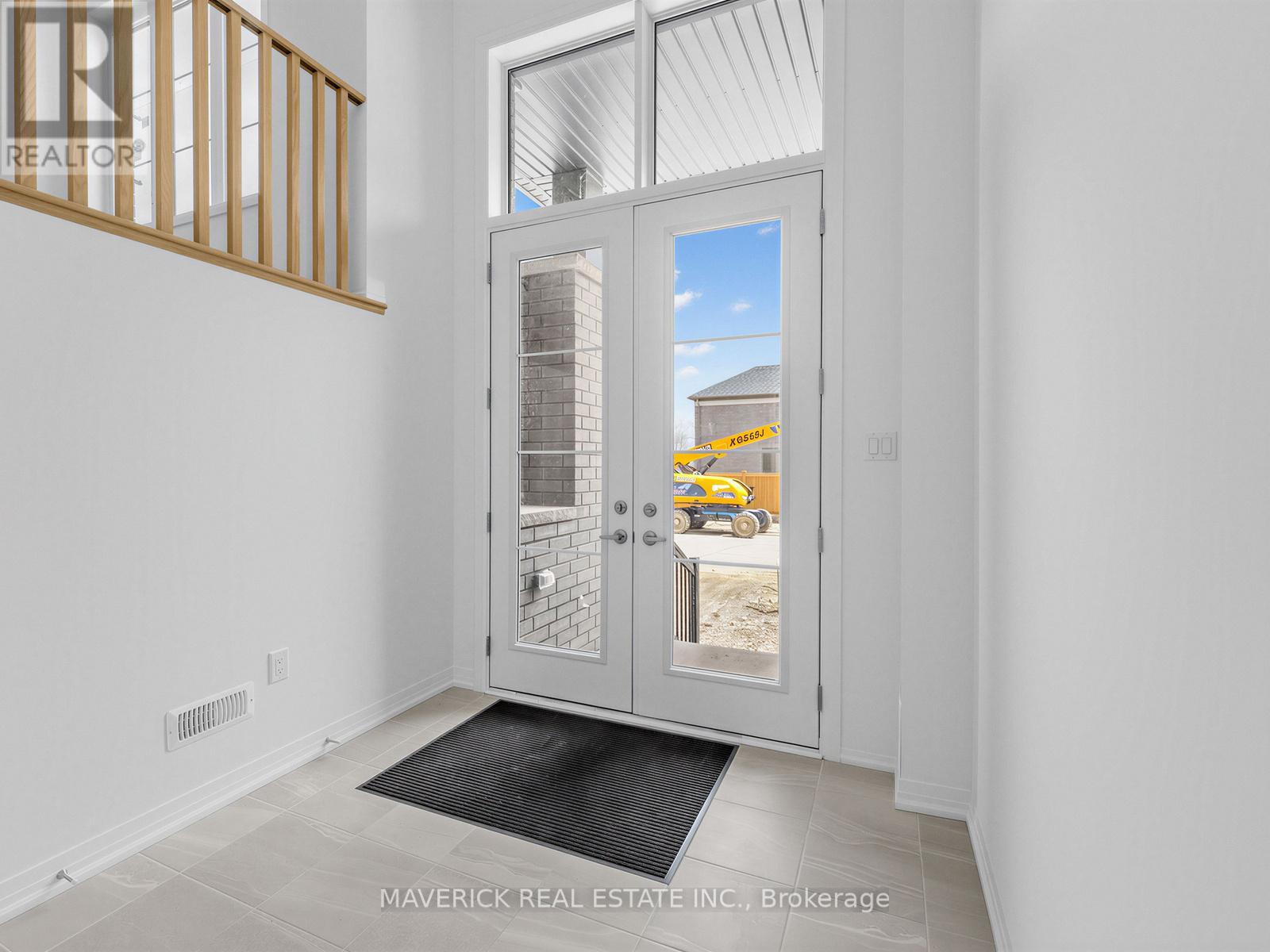 472 JACK WILFORD WAY - 3