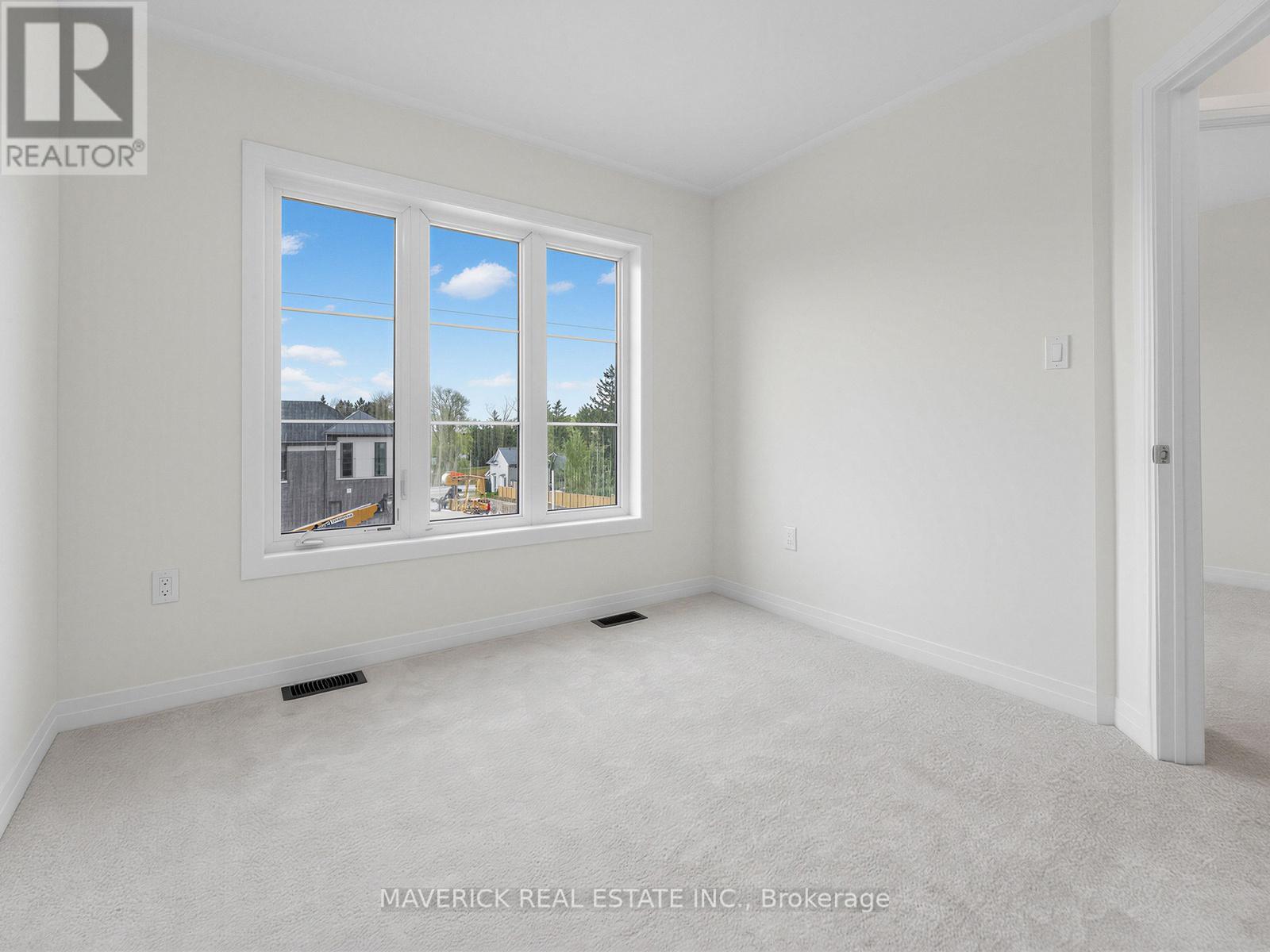 472 JACK WILFORD WAY - 32