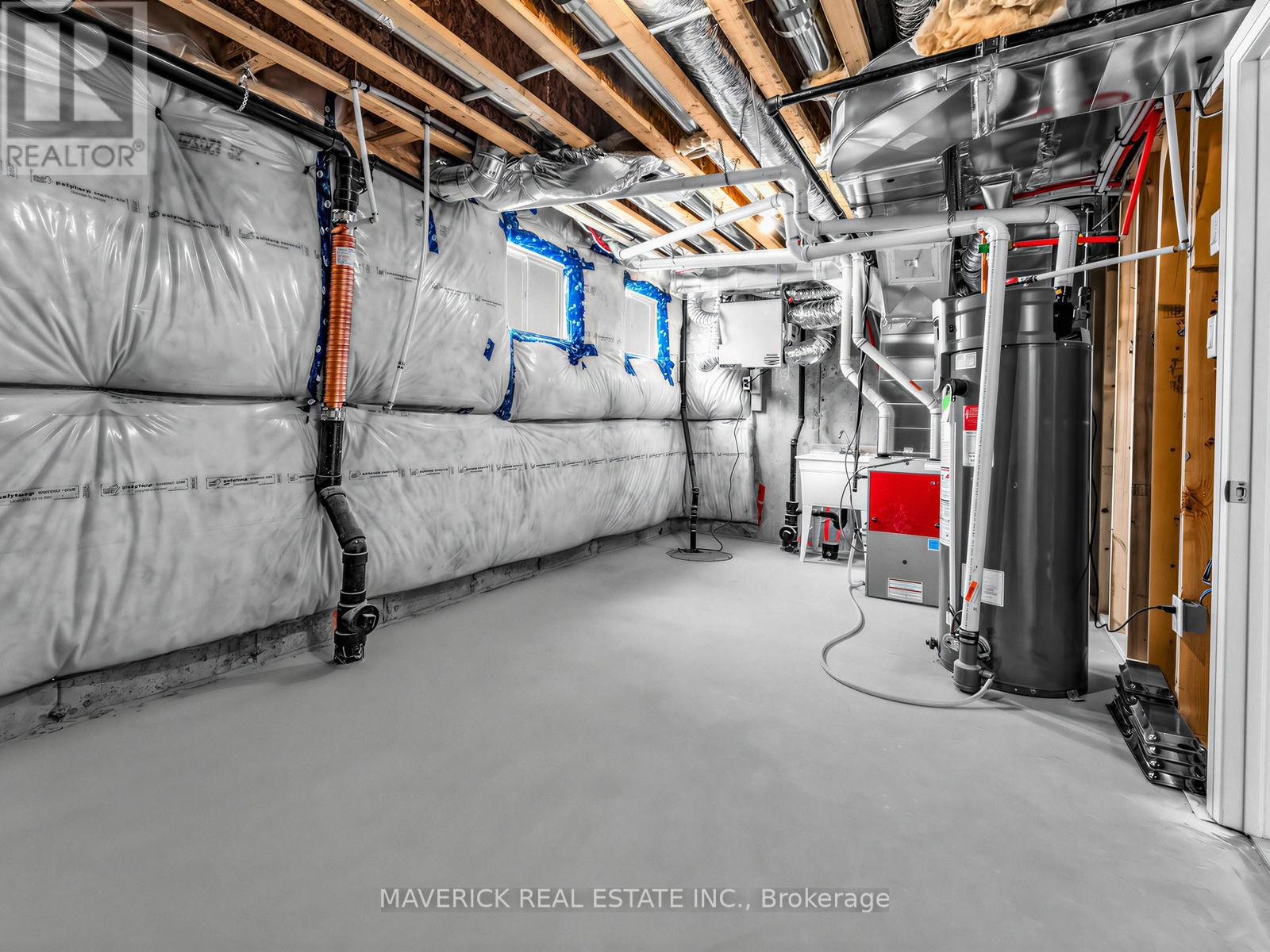 472 JACK WILFORD WAY - 37