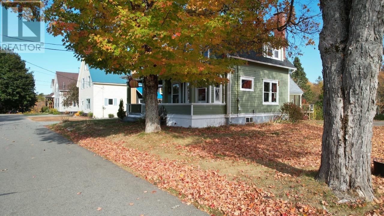Property 32 of 48 of 15 James Street