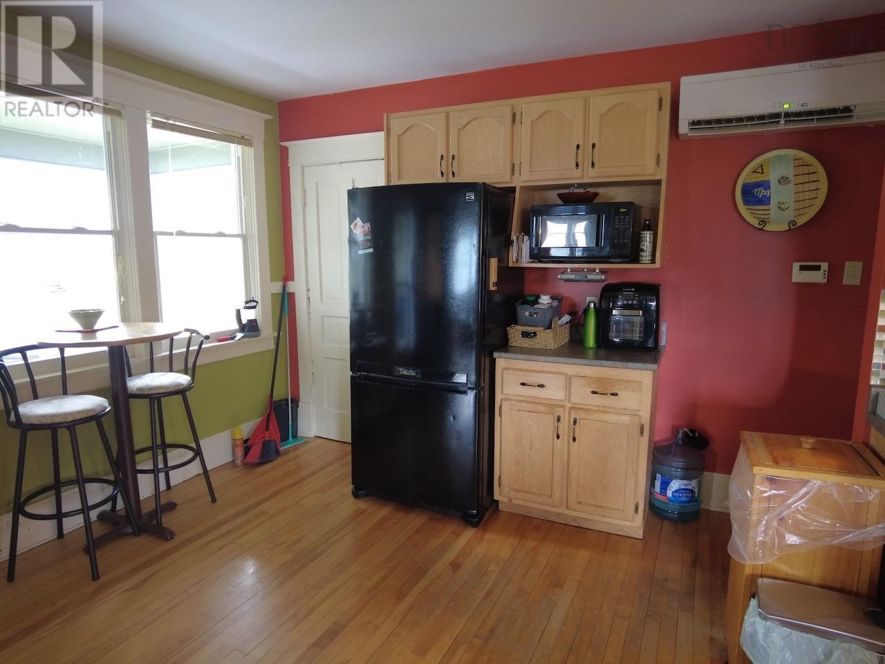 Property 21 of 48 of 15 James Street