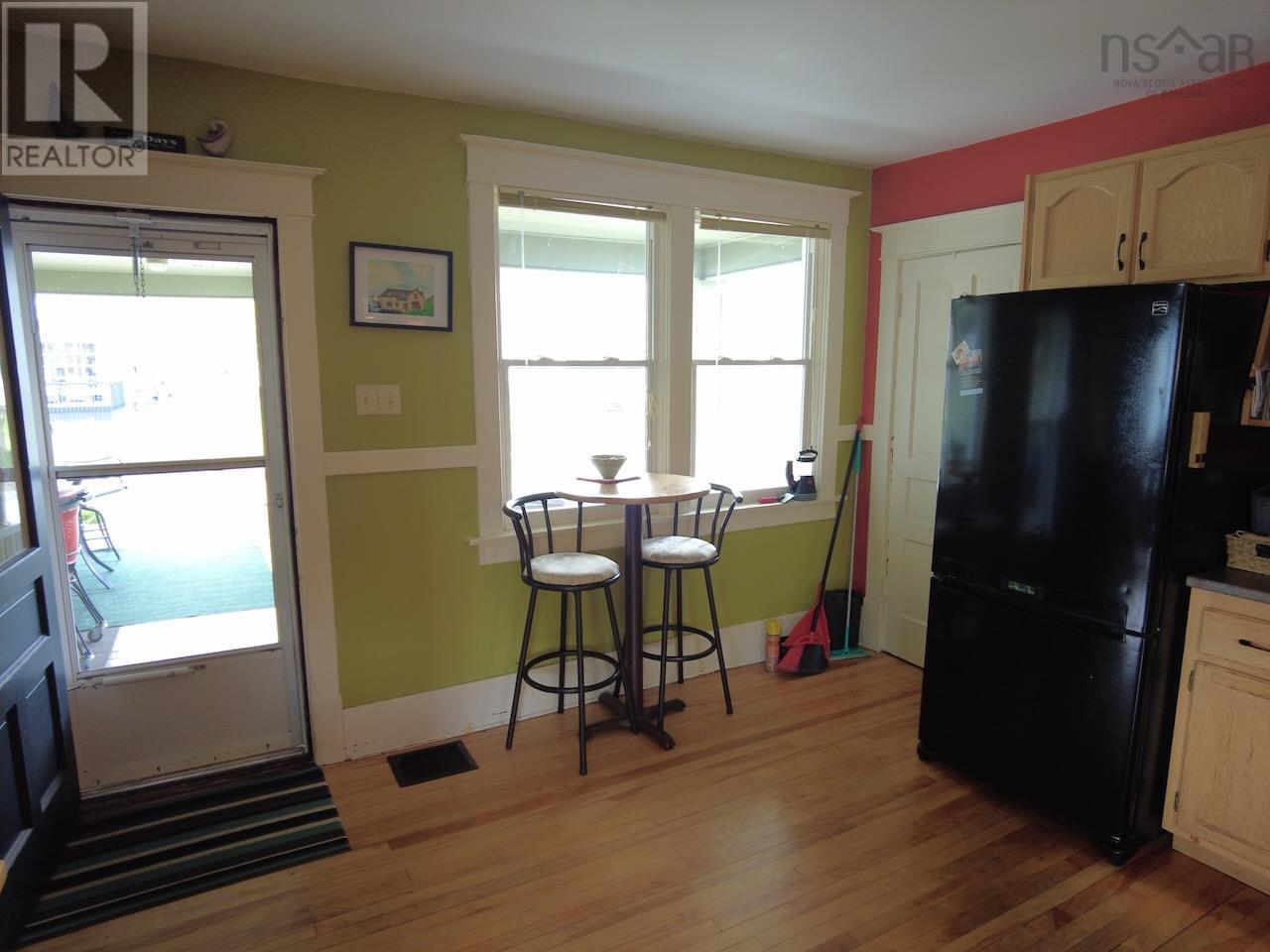 Property 43 of 48 of 15 James Street