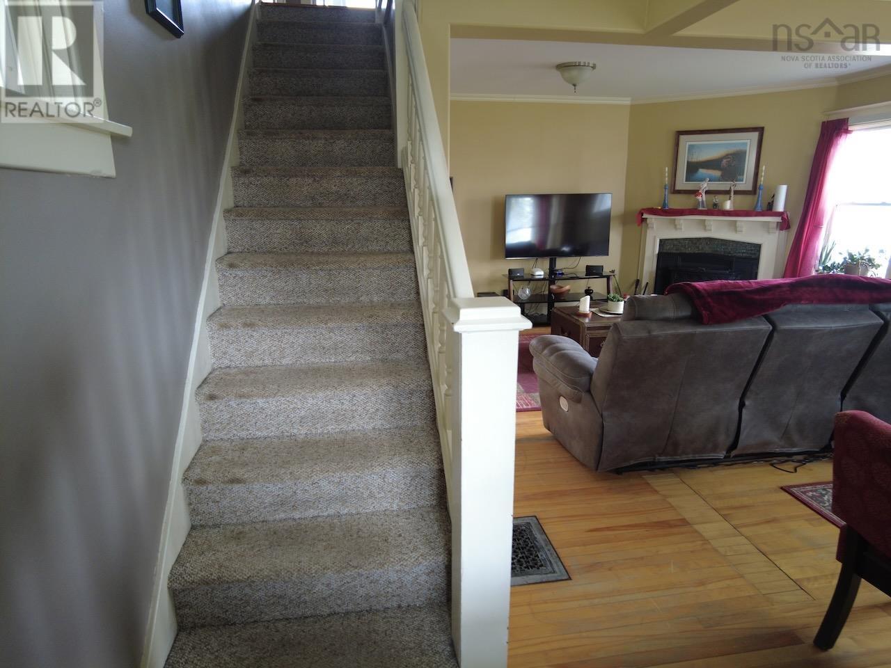 Property 25 of 48 of 15 James Street