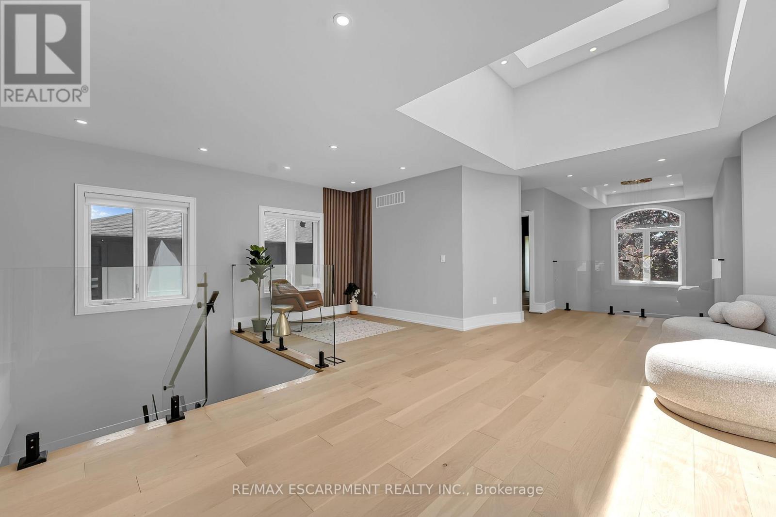 221 MORDEN ROAD - 25
