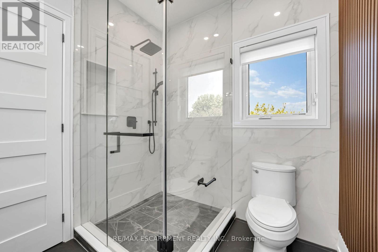 221 MORDEN ROAD - 36