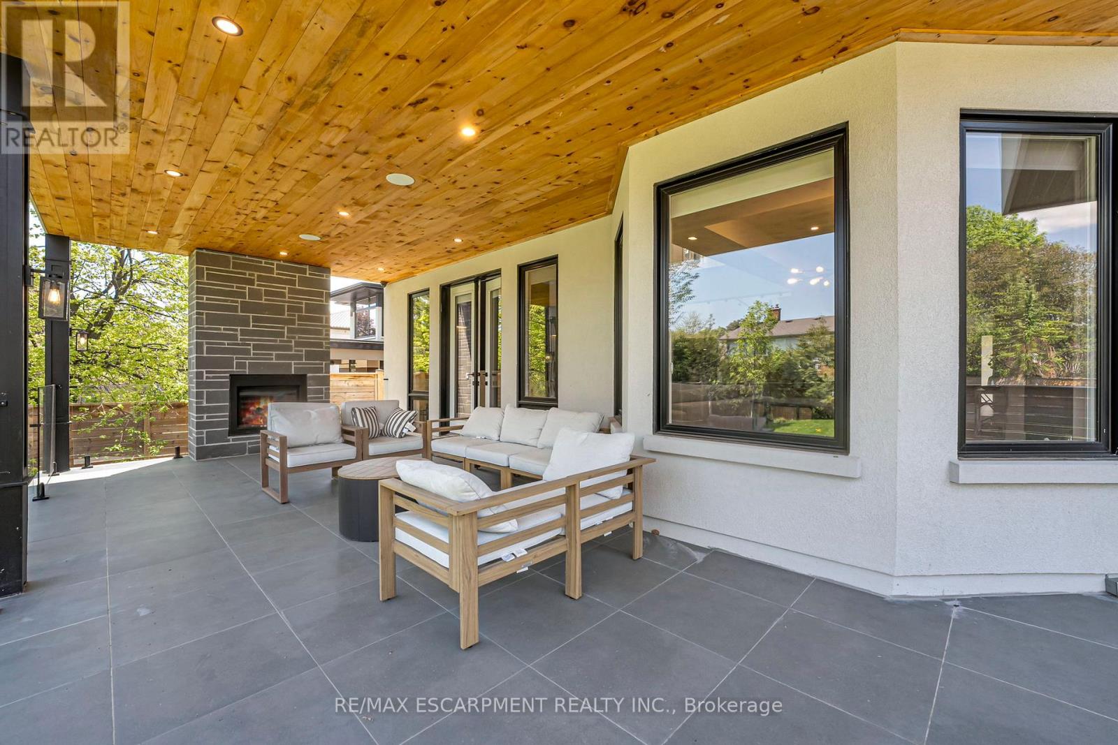 221 MORDEN ROAD - 45