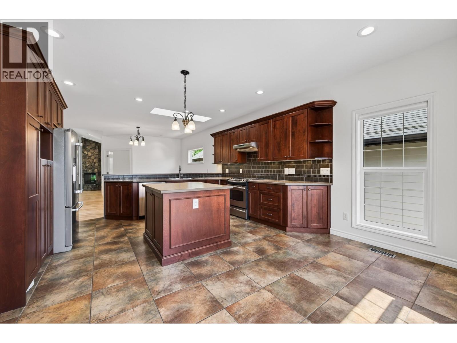 606 Stoneridge Lane, Kamloops