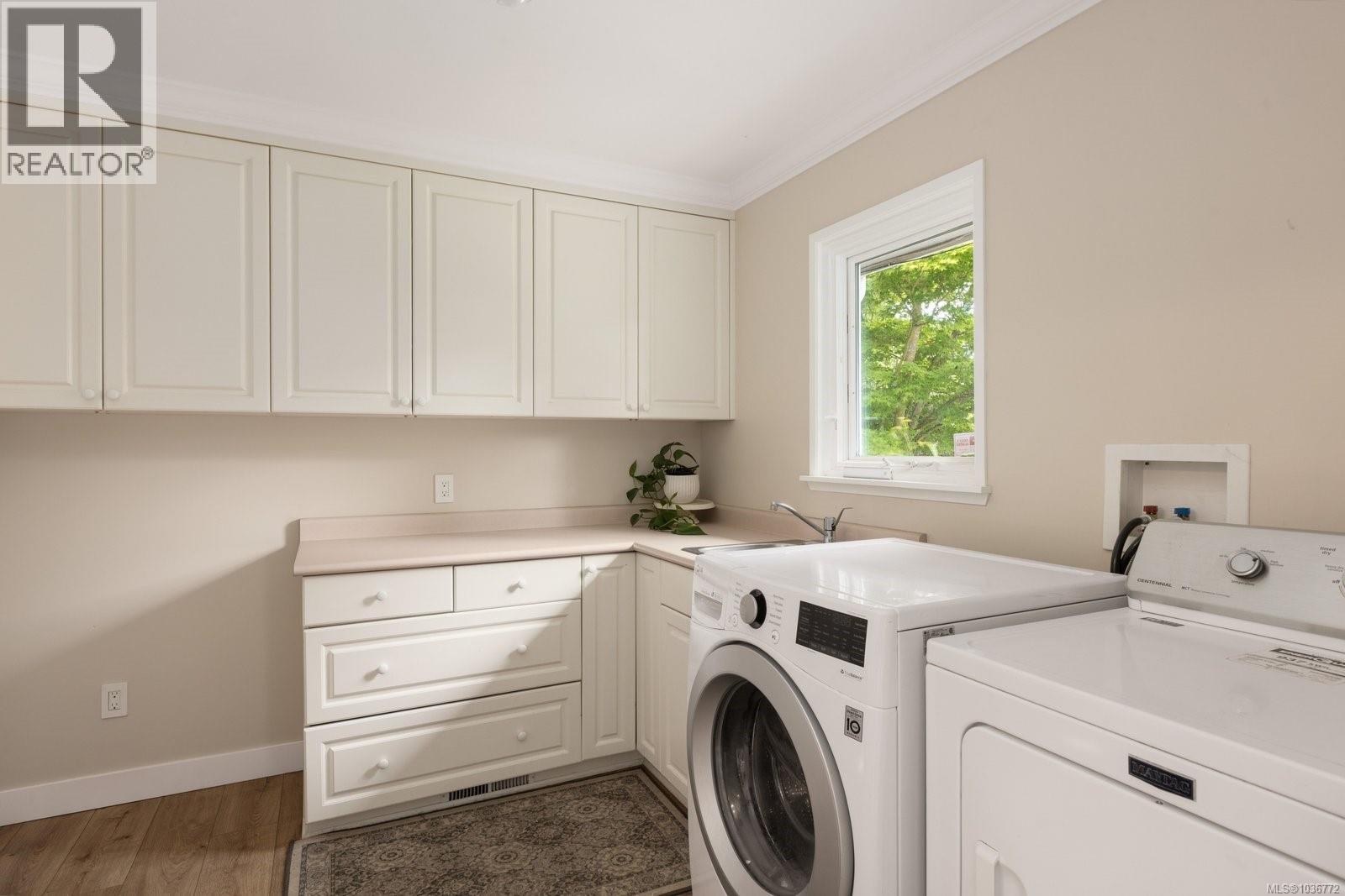  3215 Norfolk Road, Oak Bay