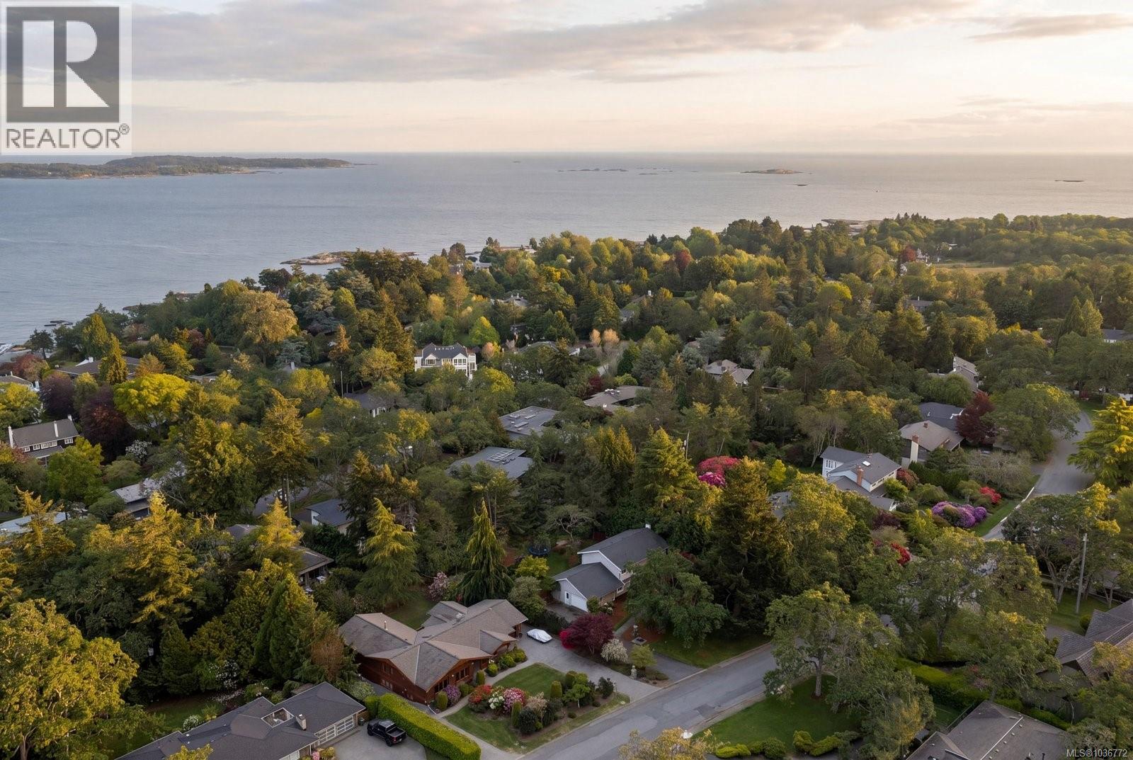  3215 Norfolk Road, Oak Bay