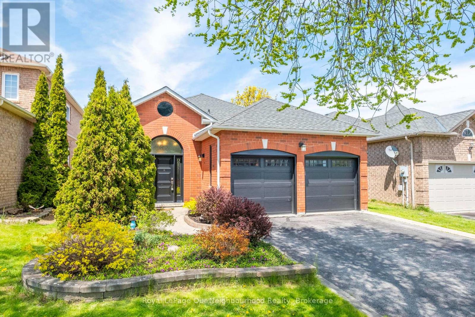 105 PARNELL CRESCENT - 40