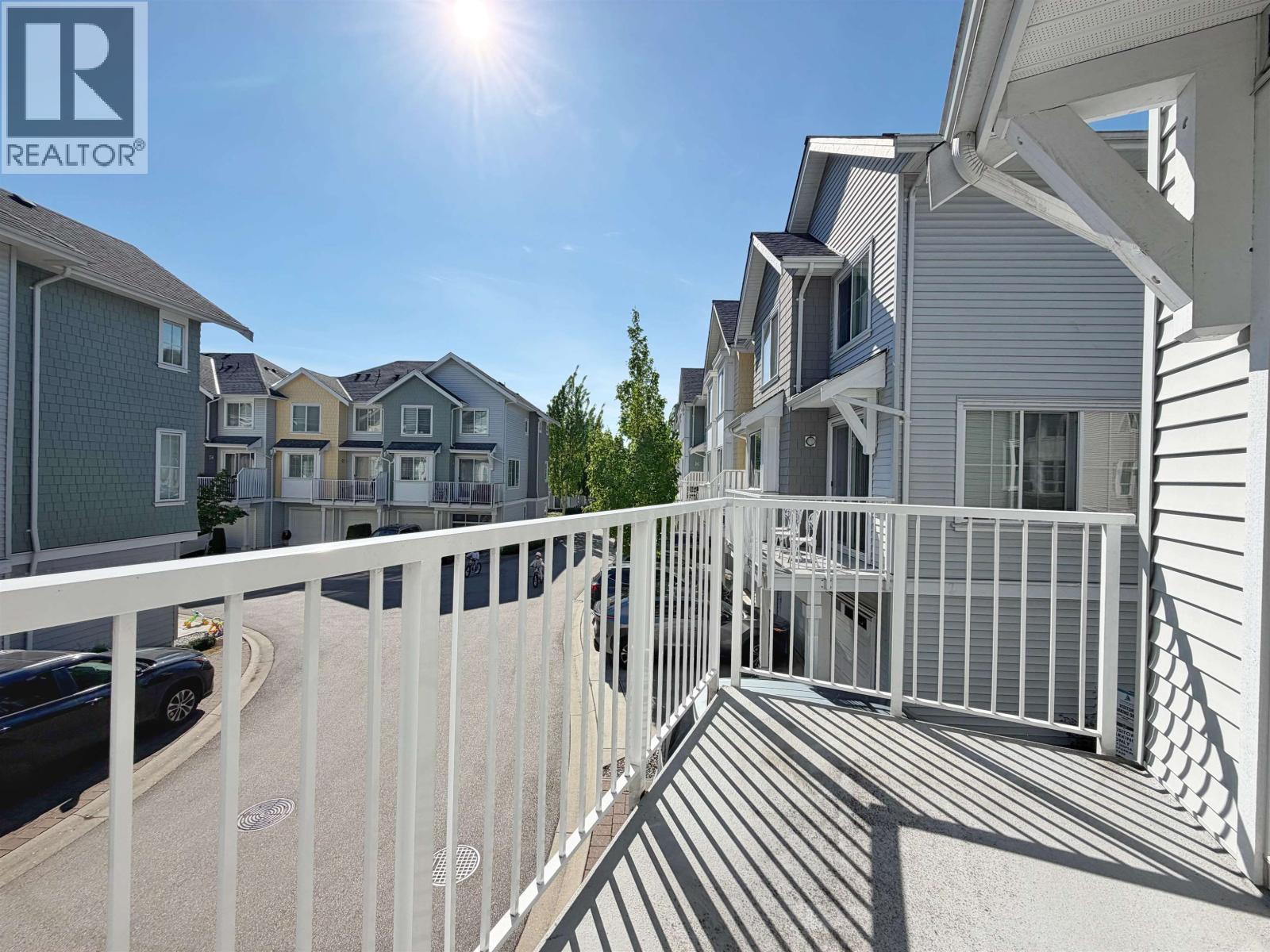 121 5550 ADMIRAL WAY, Ladner