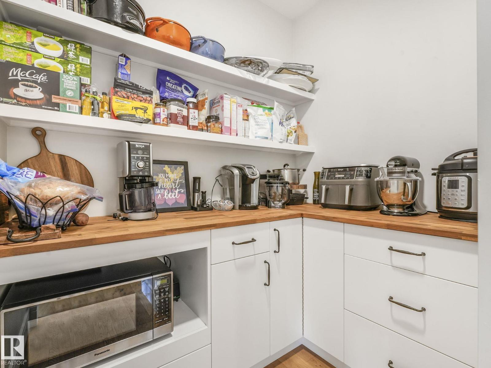 10806 134 ST NW - 38