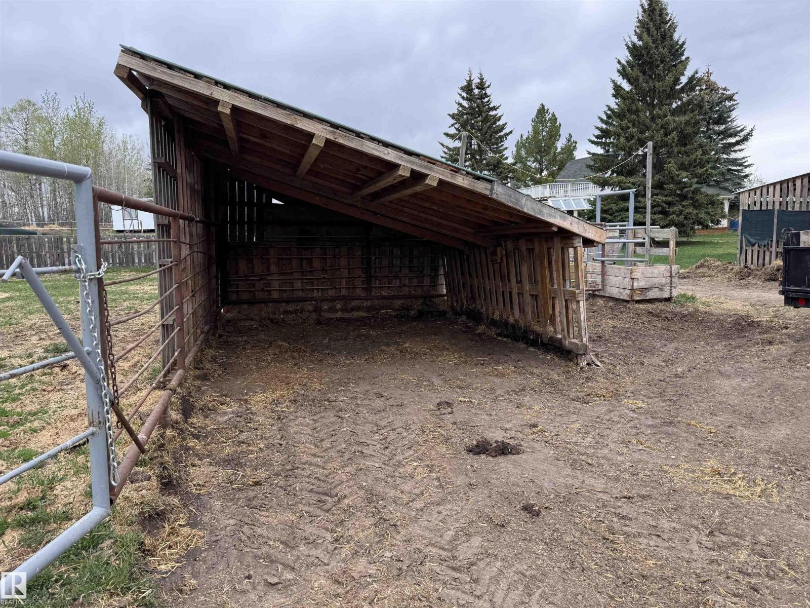 4104 TWP ROAD 473A - 23