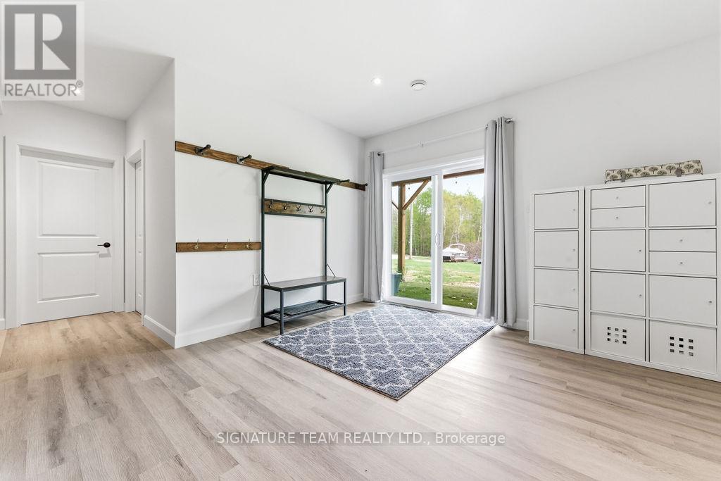 2665A FOYMOUNT ROAD - 26