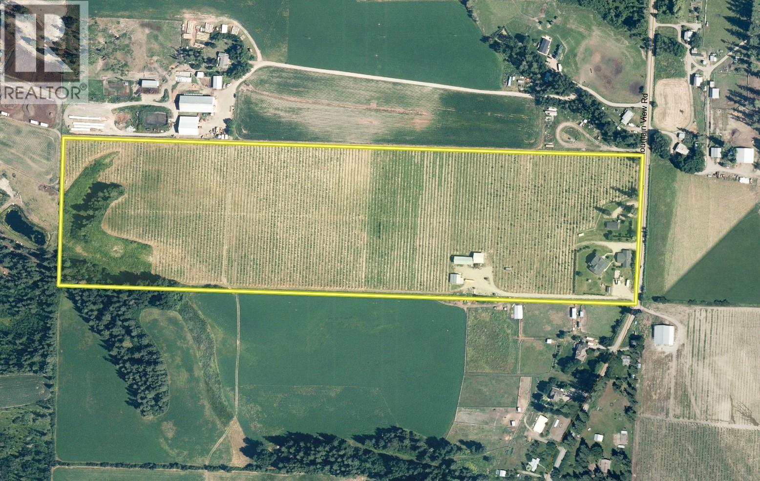  1199 Mountain View Road, Spallumcheen