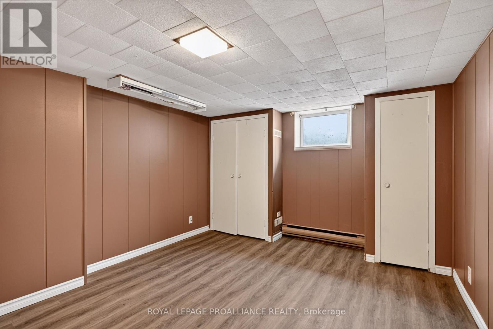 9 WINTERS COURT - 29