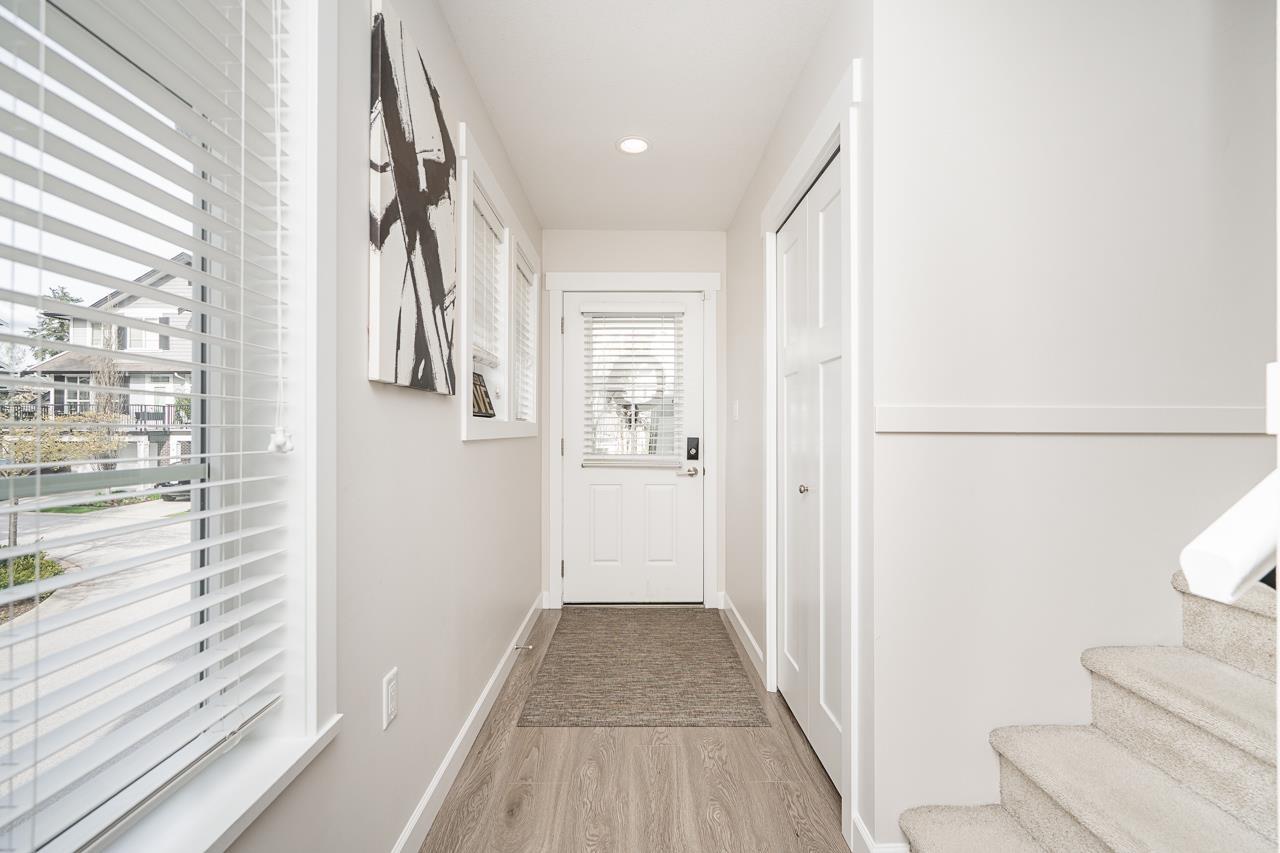 28 7157 210 STREET, Langley