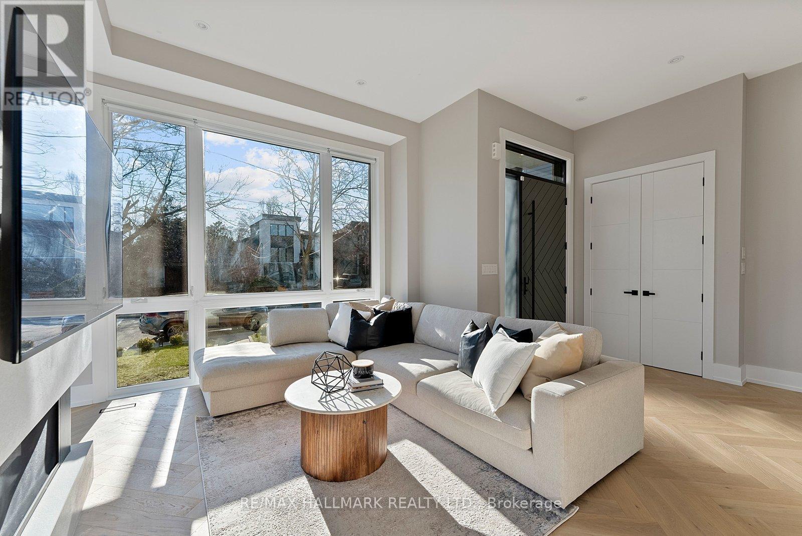 171 DURANT AVENUE - 7