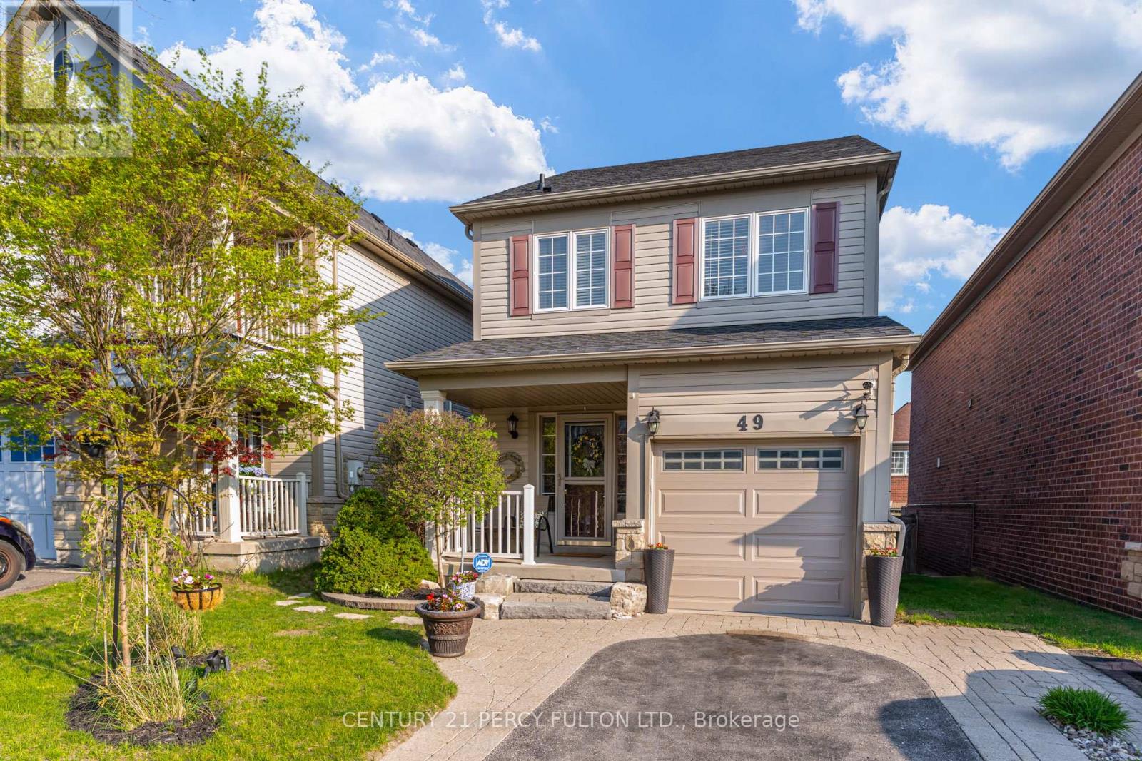49 BETTINA PLACE - 1