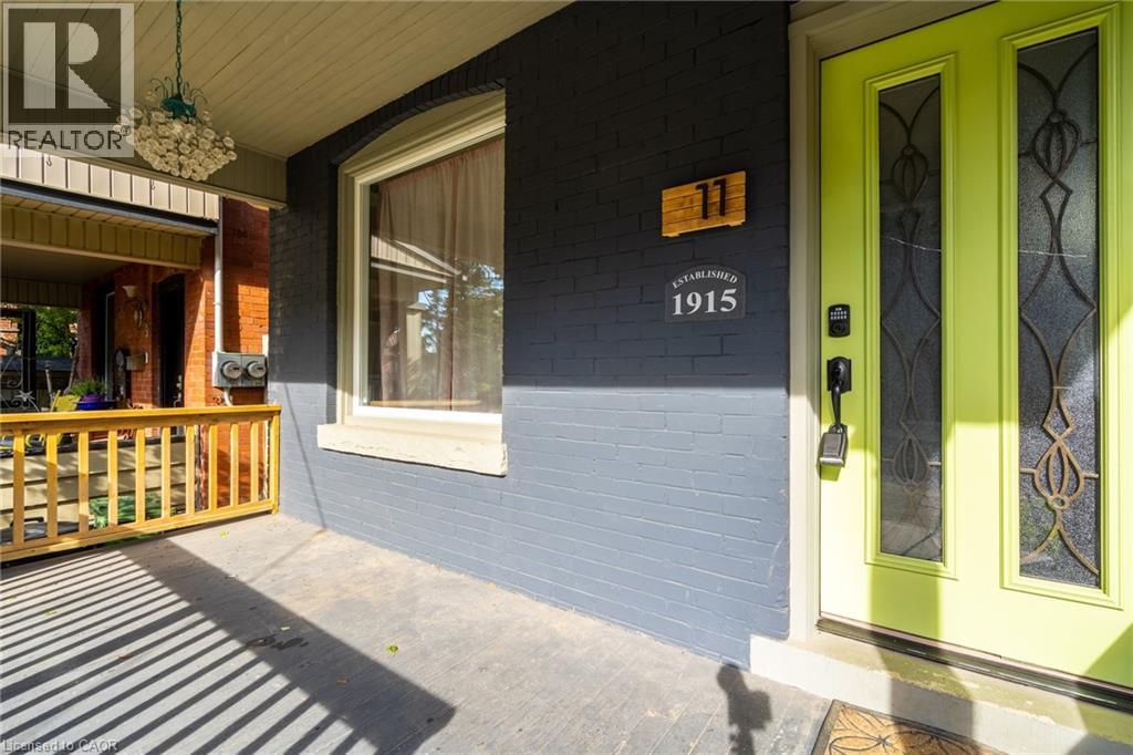 11 LORNE Avenue - 4