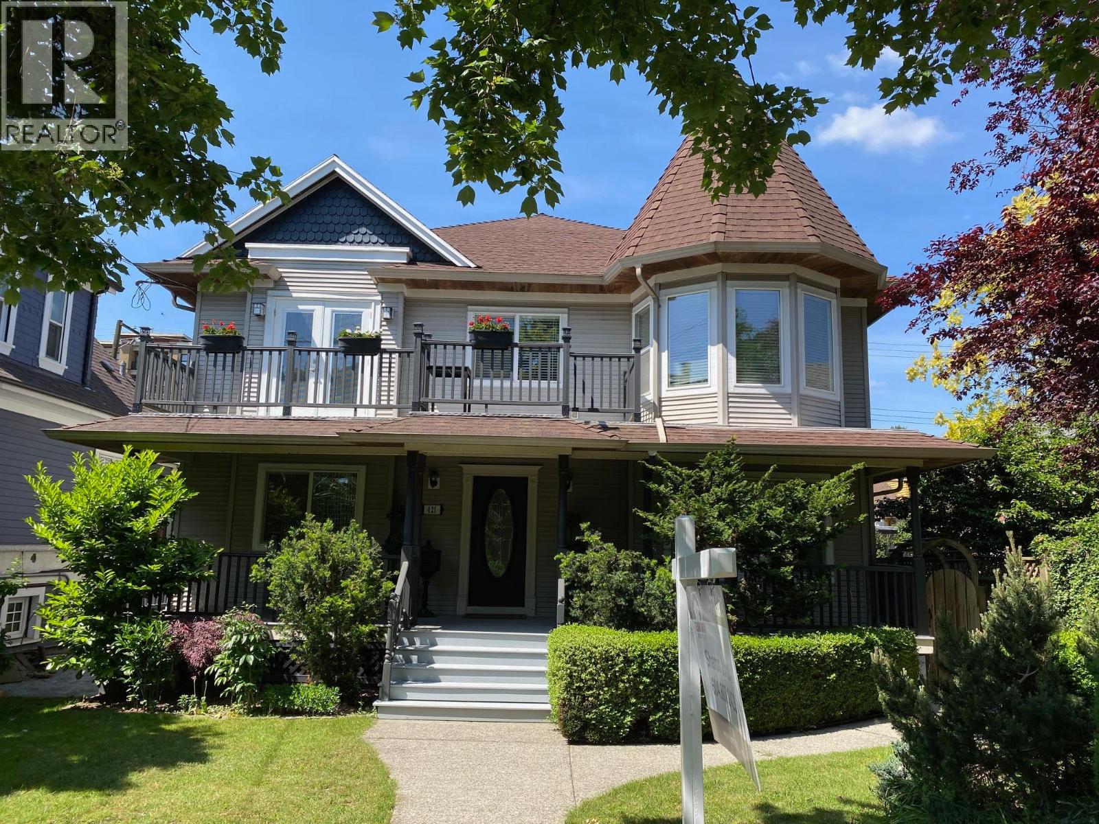 421 KELLY STREET, New Westminster