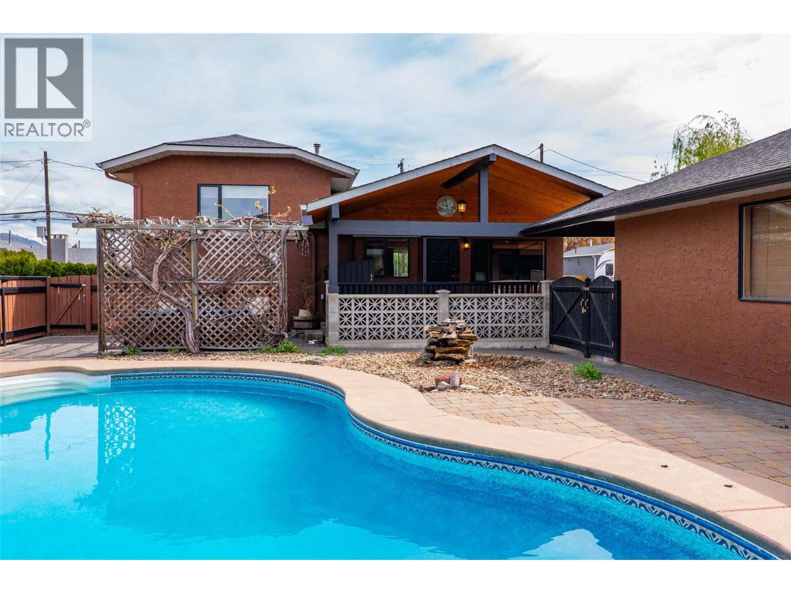 850 WINDBREAK Street - 3