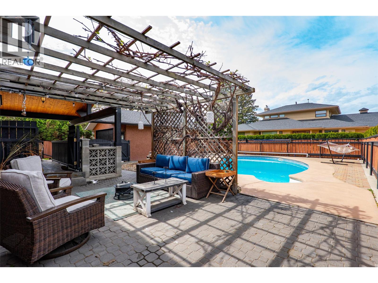 850 WINDBREAK Street - 27