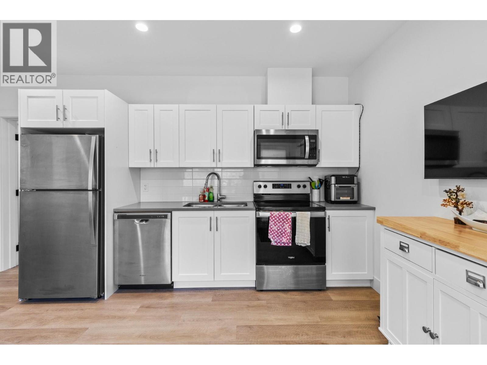 830 Westview Way Unit# 22, West Kelowna