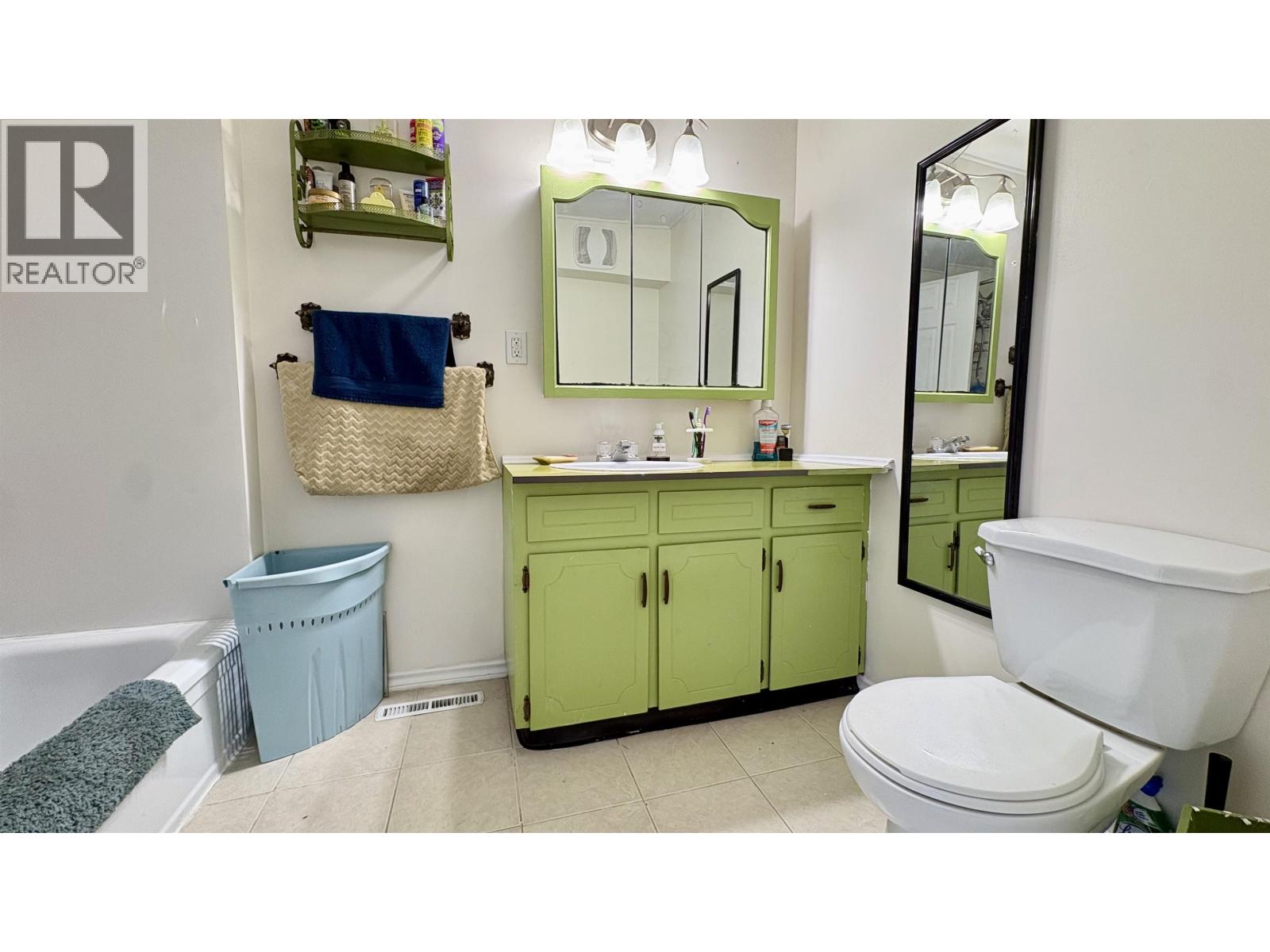 731 HARPER STREET - 12