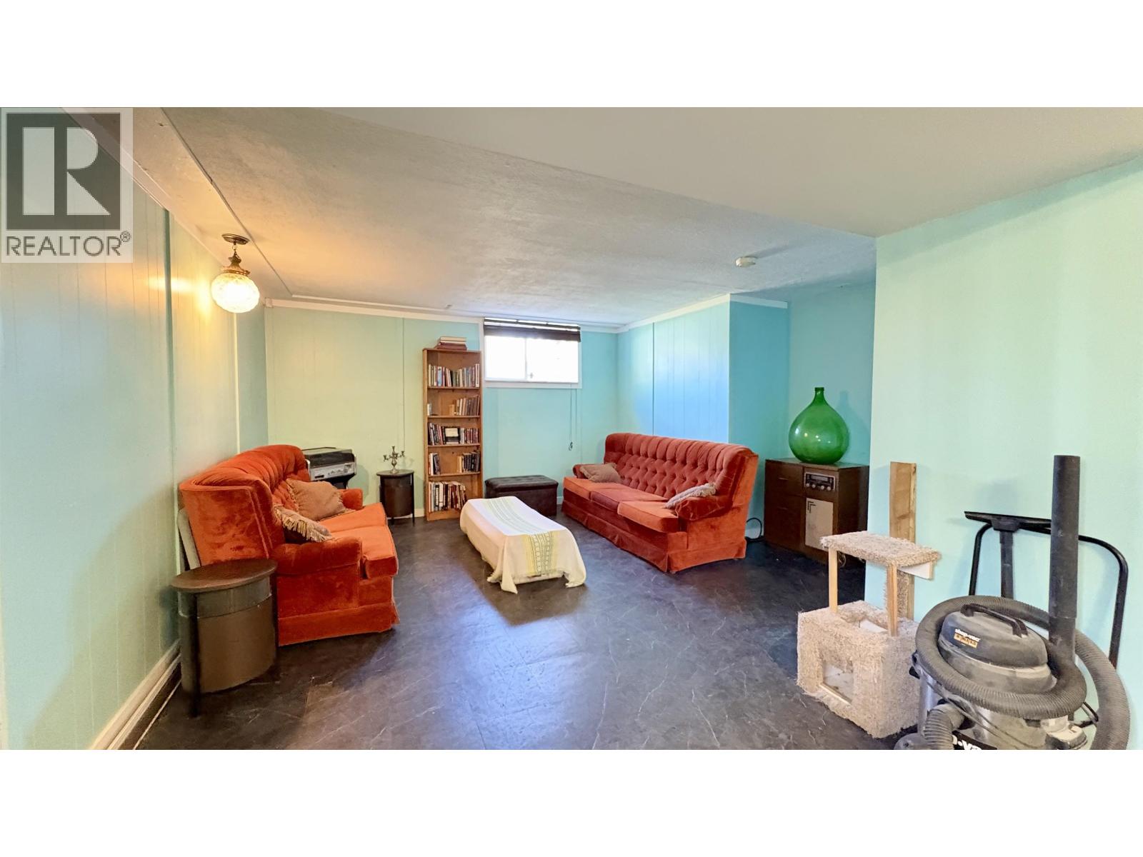 731 HARPER STREET - 15