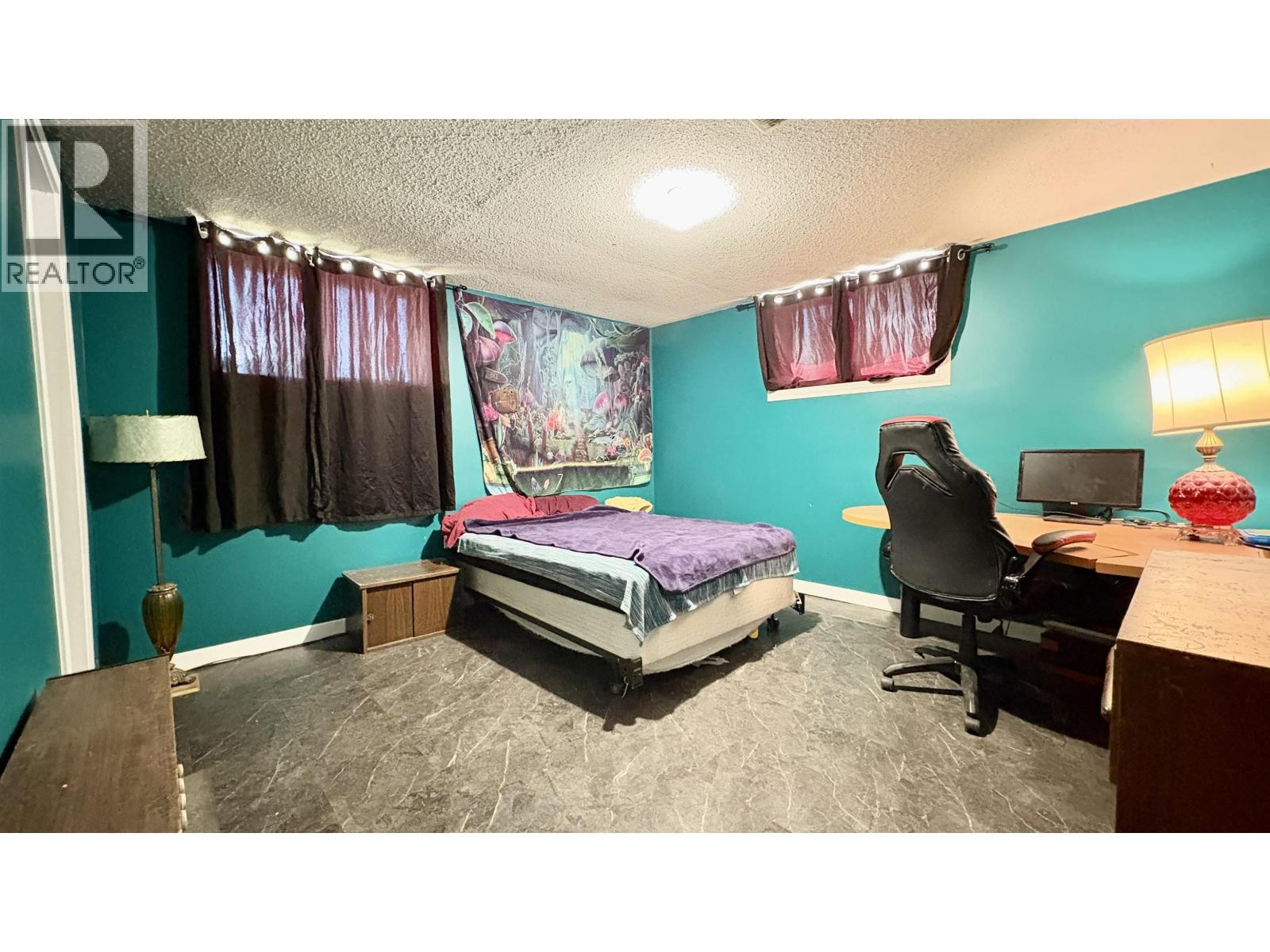 731 HARPER STREET - 16
