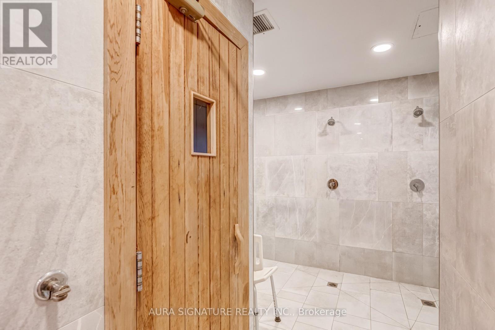 #1010 3 HICKORY TREE DRIVE - 30