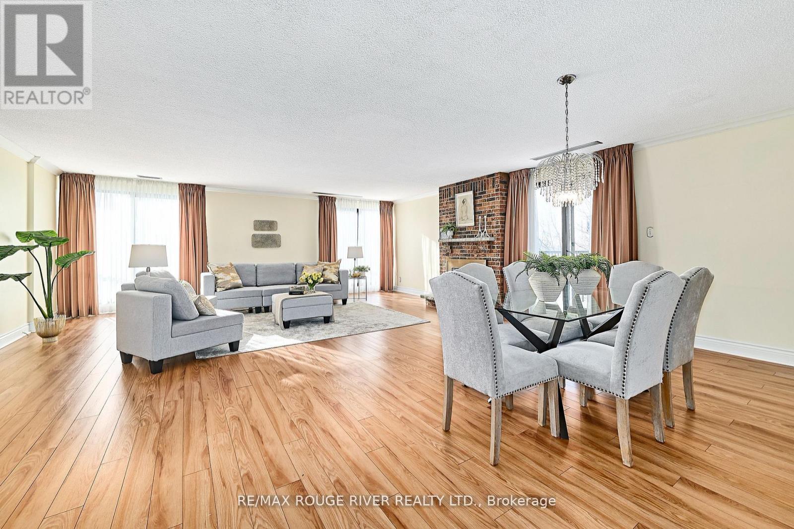 #401 337 SIMCOE STREET - 15