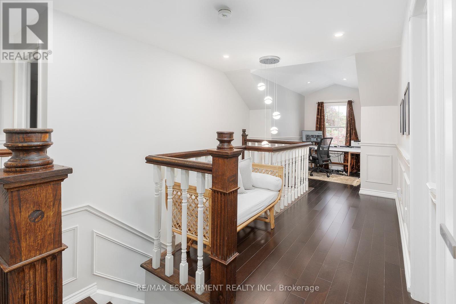 436 GOODRAM DRIVE - 19