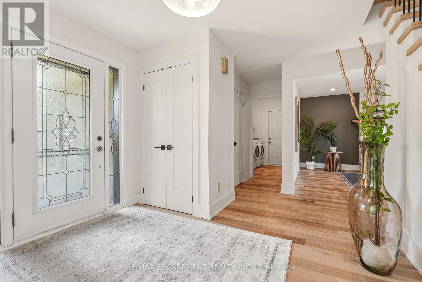 2347 TWEEDSMUIR COURT - Image 3