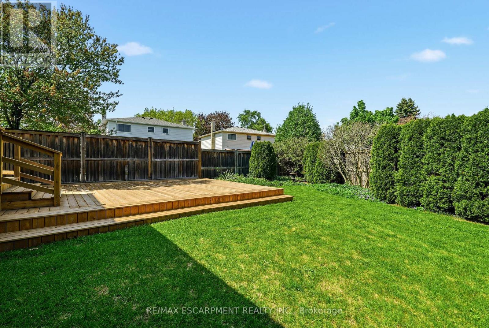 2347 TWEEDSMUIR COURT - 45