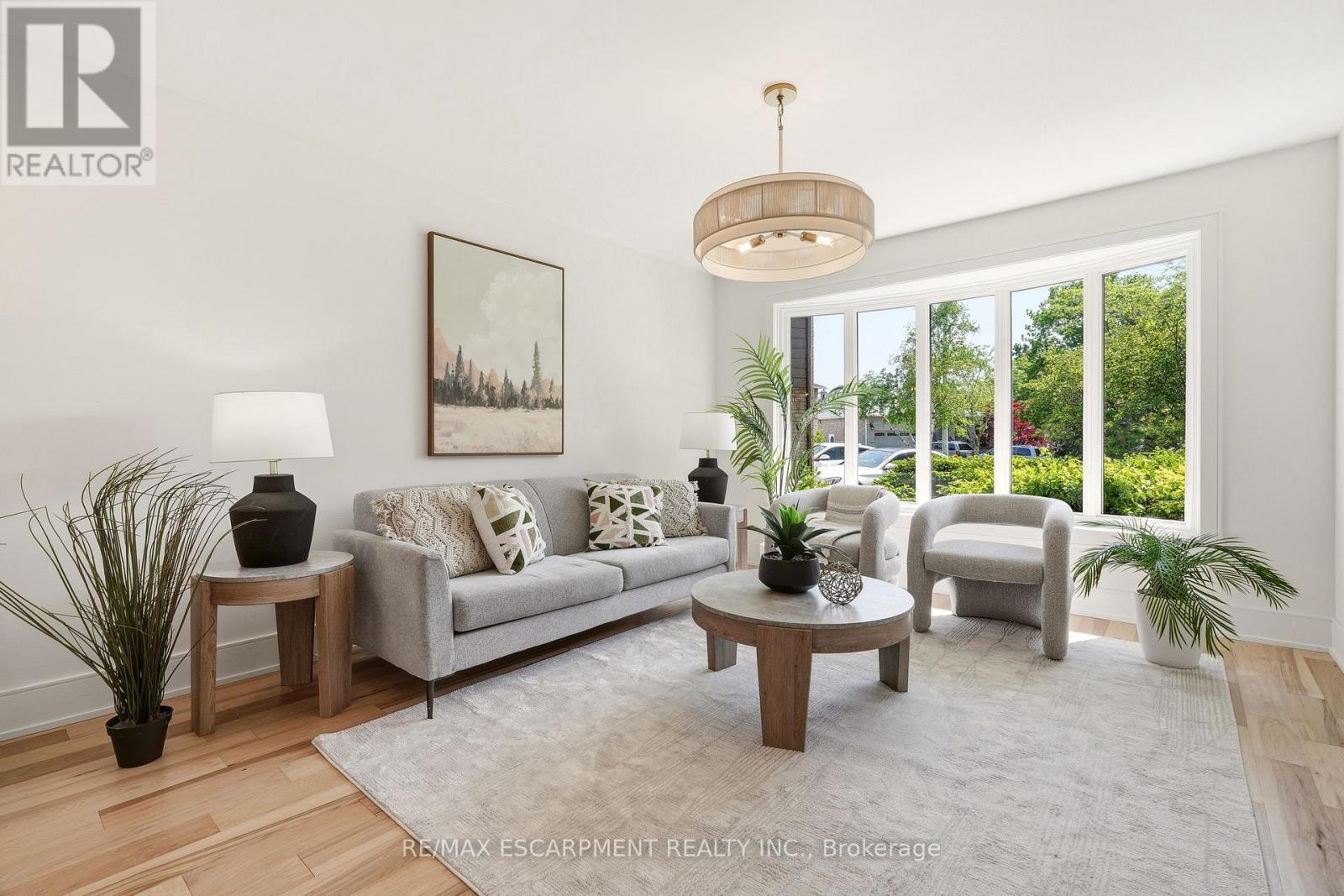 2347 TWEEDSMUIR COURT - 7