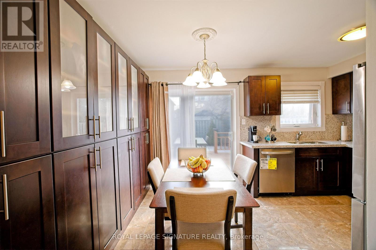 1066 FOXGLOVE PLACE - 23