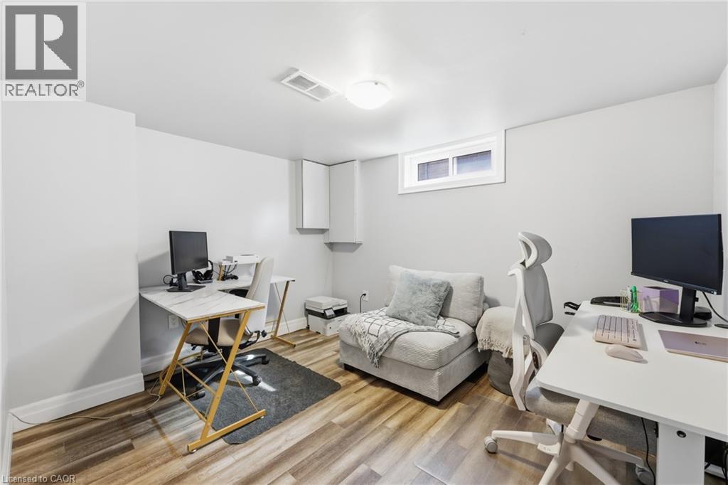 168 NUGENT Drive - 28