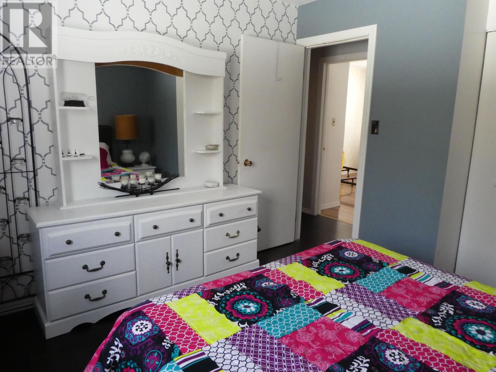 423 Birch CRES - 14