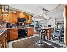 1317 Hochelaga Street W, Moose Jaw, SK S6H6C3 Photo 37