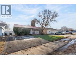 1317 Hochelaga Street W, Moose Jaw, SK S6H6C3 Photo 50