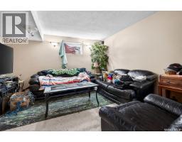 1317 Hochelaga Street W, Moose Jaw, SK S6H6C3 Photo 25