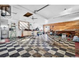1317 Hochelaga Street W, Moose Jaw, SK S6H6C3 Photo 38